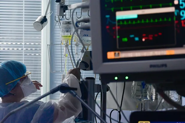 Türkiye'de son 24 saatte 9 bin 193 koronavirüs vakası tespit edildi