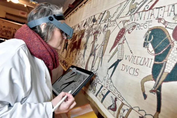 ترميم «منسوجة بايو» التي تروي غزو الملك ويليام لإنجلترا