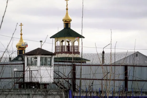 نقل نافالني إلى منطقة شرق موسكو لتمضية عقوبة السجن