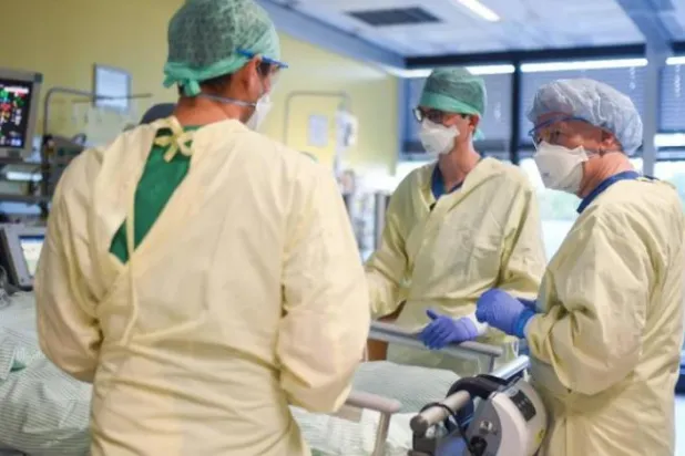 Almanya'da ölü sayısı 70 bini aştı