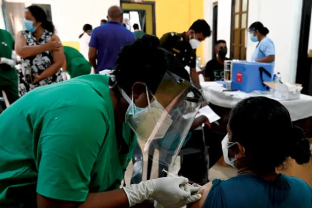 «التوزيع غير العادل» للقاحات يهدد تحقيق «مناعة القطيع»