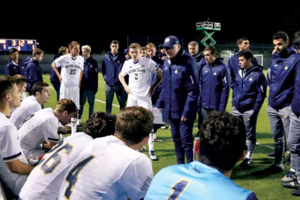 هل يتم استدراج المدربين البريطانيين إلى الولايات المتحدة بذرائع كاذبة؟