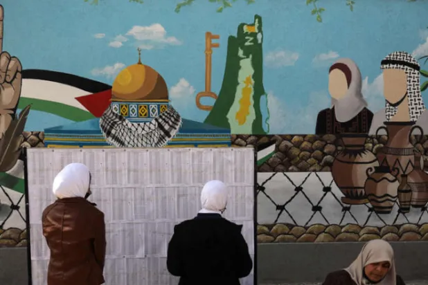 مصر تدعو الفصائل الفلسطينية لاستكمال حوار الانتخابات