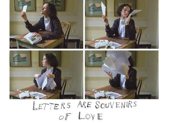 الرسائل تذكارات الحب