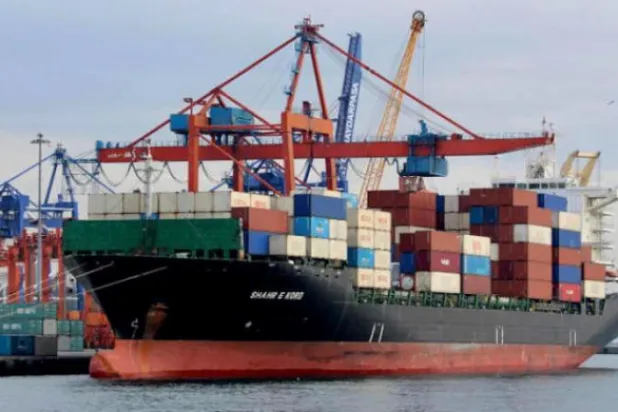 İran, İsrail'i gemilerinden birini hedef almakla suçluyor