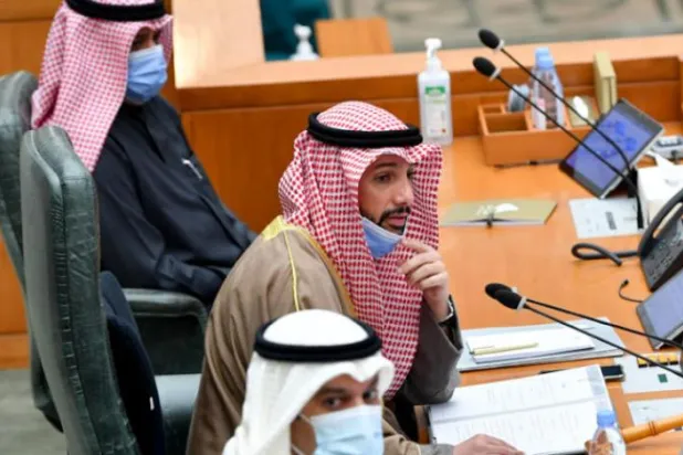 Kuveyt Başbakanı milletvekillerine soruşturmayı durdurdu