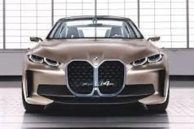 BMW, tamamen elektrikli I4 modelini tanıttı