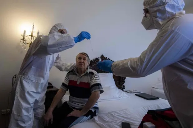 في براغ... فندق أربع نجوم يستضيف مشردين مصابين بـ«كورونا»