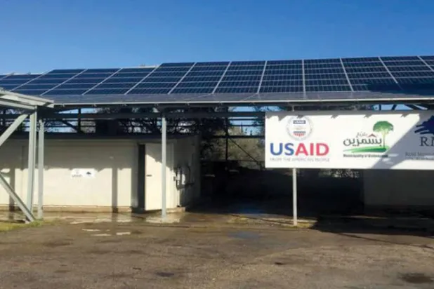 اللبنانيون يهربون إلى «الشمس» خوفاً من انقطاع الكهرباء