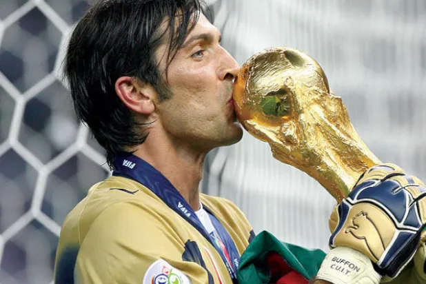 بوفون وكأس العالم 2006 (غيتي)