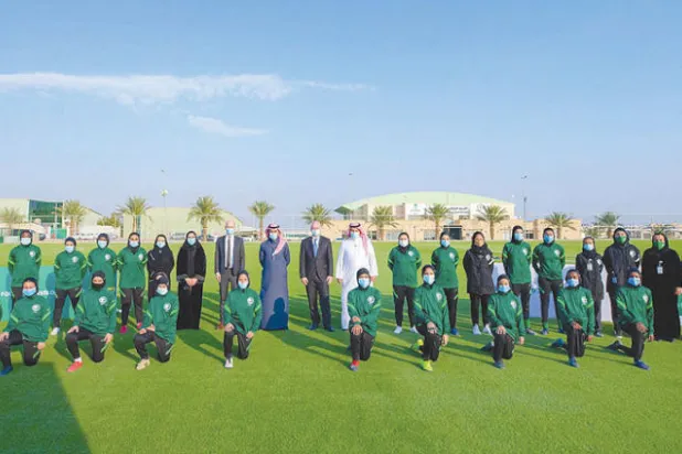 برنامج تطويري شامل يوسّع رقعة الكرة النسائية في السعودية