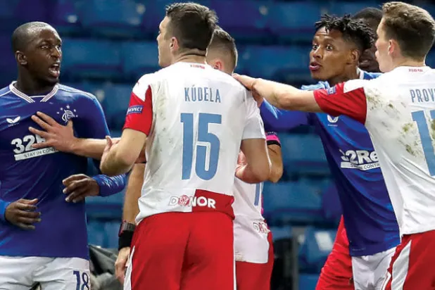 ما حدث مع غلين كامارا يُظهر أن العنصريين يمكنهم الإفلات من العقوبة