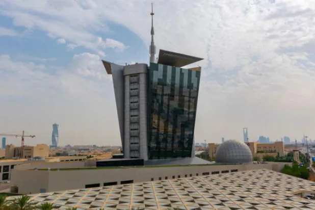تمكين الجيل الحديث من تقنيات الاتصال اللاسلكي في السعودية