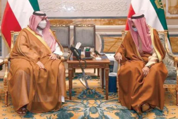 Kuveyt Başbakanı, Suudi Arabistan Devlet Bakanı ile görüştü