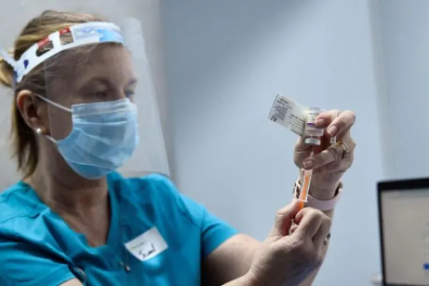 Aşı patentleri tekelinde olan şirketlere yönelik baskılar artıyor