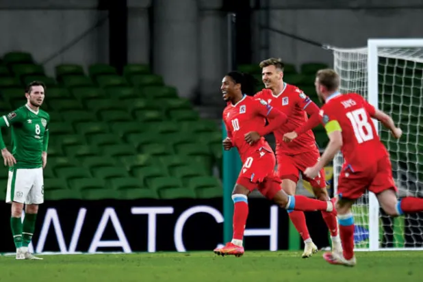 نتائج جمهورية آيرلندا سيئة للغاية لكن المدرب ستيفن كيني يستحق مزيداً من الوقت