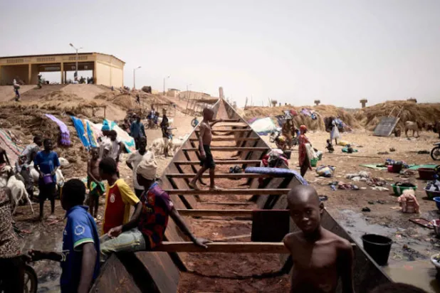 النيجر... بين مطرقة الإرهاب وسندان الفقر