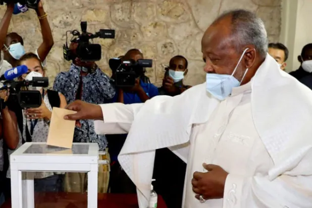 رئيس جيبوتي جيله يفوز بولاية خامسة