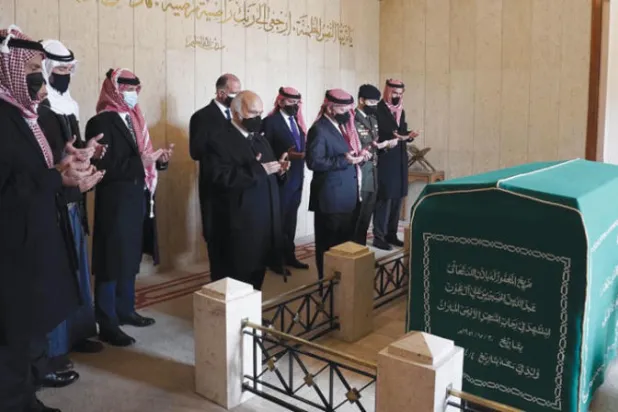 الأردن يدخل مئويته الثانية باجتماع العائلة الهاشمية حول ضريح الحسين