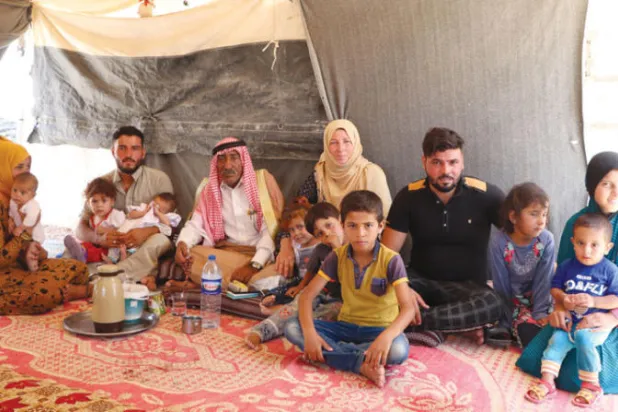 عراقيون يستعدون لمغادرة «الهول» وسط مخاوف من «الحشد»