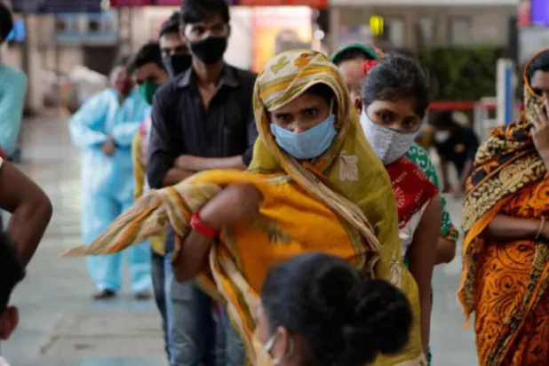 ویکسینیشن مہموں میں اختلاف کی وجہ سے کورونا کے خلاف جنگ میں پیدا ہوئی رکاوٹ 