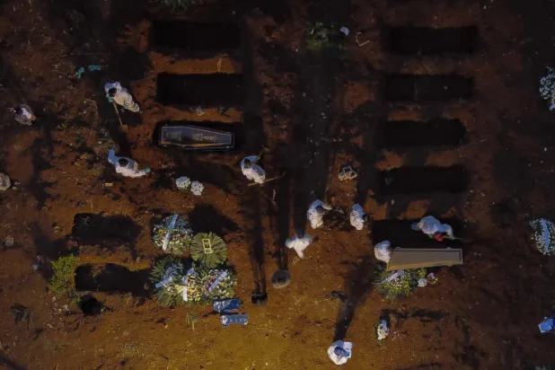 البرازيل تسجل أسوأ معدل وفاة في القارة الأميركية