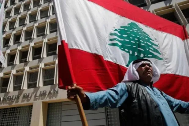 جماعتیں لبنان میں اپنے حامیوں کی مدد کے لئے غیر ملکی فنڈز کی تلاش میں ہیں