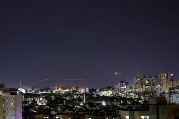 إسرائيل تقرر إغلاق مساحة الصيد البحري لغزة كلياً رداً على إطلاق صواريخ