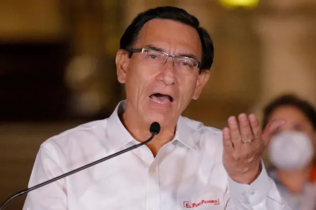 رئيس بيرو السابق يصاب بـ«كورونا» رغم تلقيه اللقاح