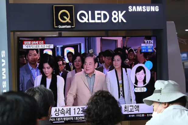 بيكاسو عالق في إرث سامسونغ