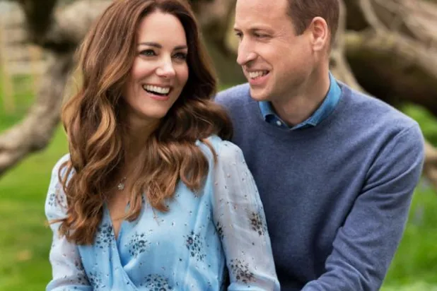 ويليام وكيت يحتفلان بالذكرى العاشرة لزواجهما بصورتين جديدتين