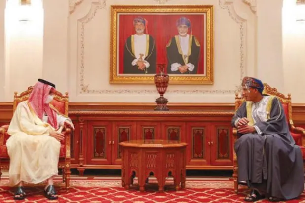 Kral Selman, Umman Sultanı’nı Suudi Arabistan’a davet etti