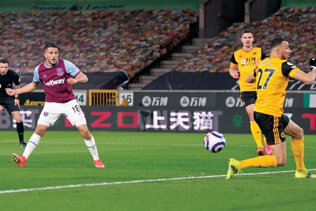 فورنالس: الاعتقاد بإمكانية التغلب على الجميع وراء انضمام وستهام إلى الكبار