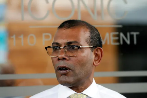 خضوع رئيس المالديف السابق لجراحة بعد إصابته في انفجار