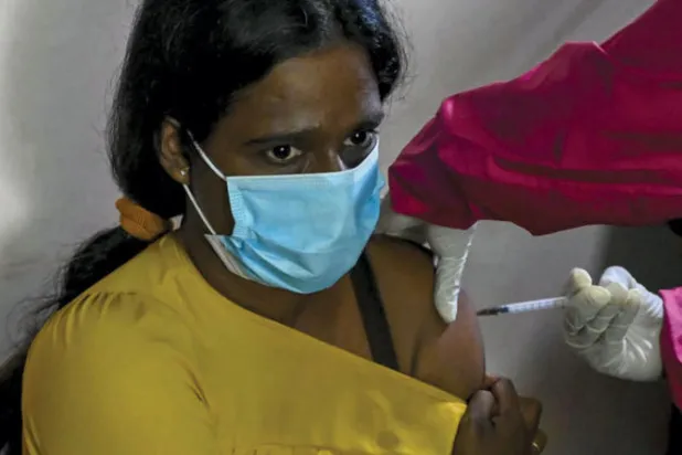 «الصحة العالمية» تشيد بملصق أمان «سينوفارم»