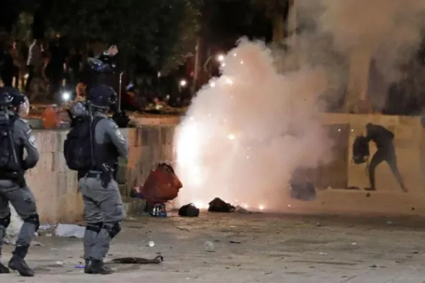 بیت المقدس اور مغربی کنارے میں اسرائیلی الرٹ اور عرب اور بین الاقوامی مذمت