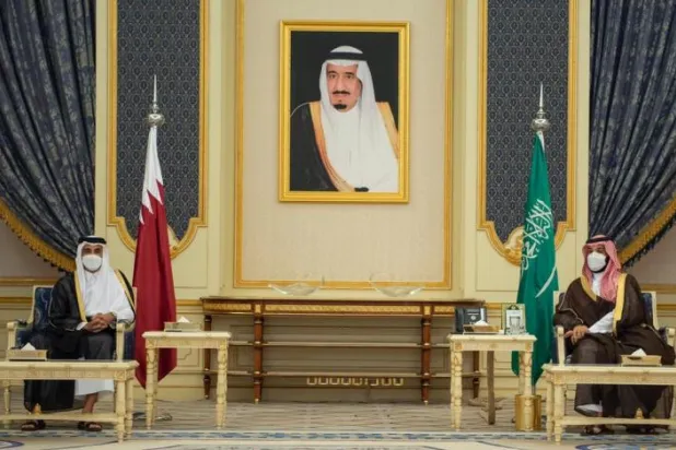 Suudi Arabistan Veliaht Prensi ve Katar Emiri iş birliğini geliştirme yollarını görüştüler
