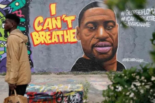 إرجاء محاكمة الشرطيين الثلاثة الضالعين في قتل جورج فلويد