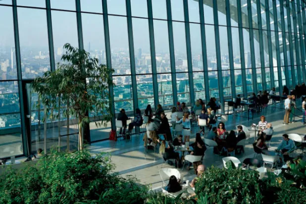 مطاعم لندن تستقبل زبائنها غداً