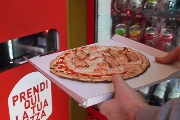 ماكينة البيع الذاتي للبيتزا تُغضب الإيطاليين