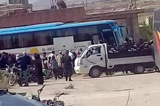 روس نے شامی مخالفین کو ایرانی جیب سے ترک ڈھال کی طرف بھیجا