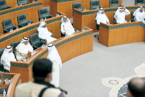 Kuveyt Meclisi’nde koltuk krizi: 25 milletvekili Meclis Başkanı’nın azlini istiyor