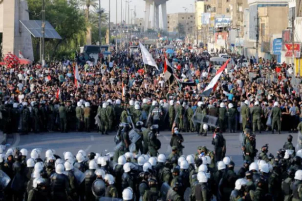 کارکنوں کو نشانہ بنانے کے خلاف عراق میں بڑے پیمانے پر مظاہرے