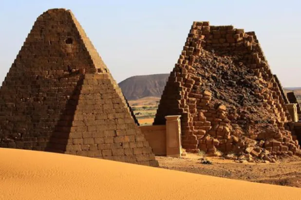 العثور على كنوز الفراعنة السود وملوك «كوش» مغمورة تحت الماء في السودان