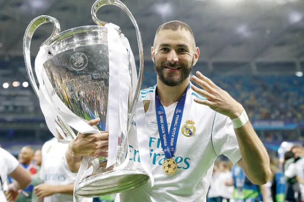 بنزيمة فاز بألقاب عديدة مع ريال مدريد (غيتي)