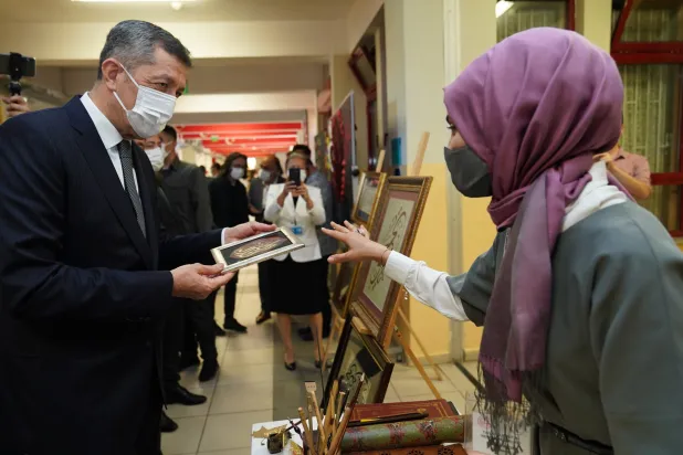 Milli Eğitim Bakanı Selçuk: Kavuşuyoruz!