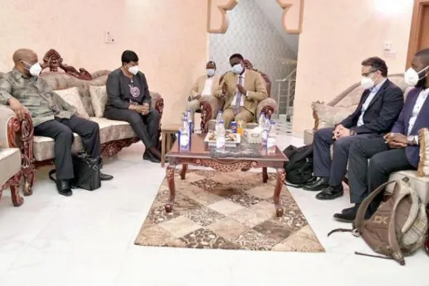 بینسوڈا خرطوم میں البیشیر اور ان کے معاونین کو حوالے کرنے کے درپے ہیں