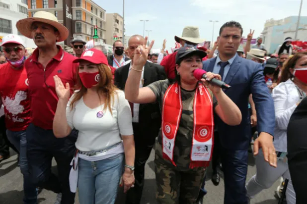 تونس: حزب معارض يتظاهر لـ«تحرير» البرلمان من «ديكتاتورية الإخوان»