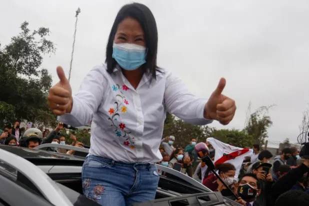 فوجيموري تتصدر أولى النتائج الجزئية للانتخابات الرئاسية في البيرو