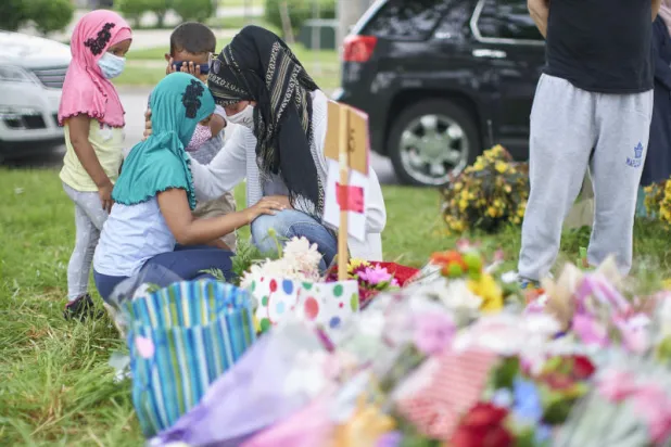 الكشف عن هوية ضحايا حادث دهس العائلة المسلمة في كندا